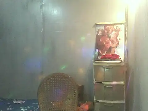 kimmy slut online show from January 9, 2026, 1:36 pm