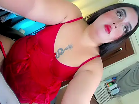 madeforyoou online show from November 21, 2025, 2:49 pm