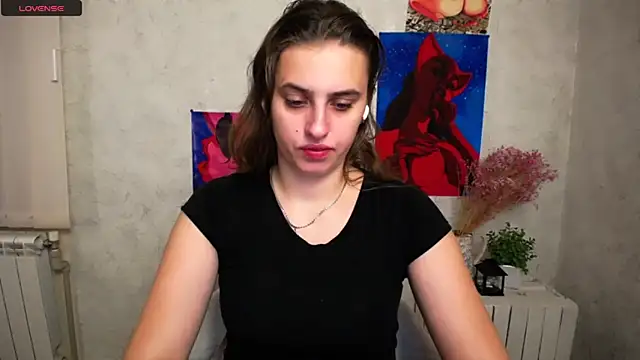 AmandaDimond  online show from October 15, 2025, 12:27 pm