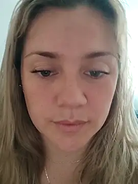 Snapshot of cameron_06 chatting on February 2, 2026, 2:27 pm cameron 06 online show from February 2, 2026, 2:27 pm