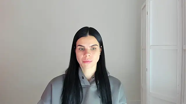 Amelisweett online show from October 11, 2025, 8:57 am