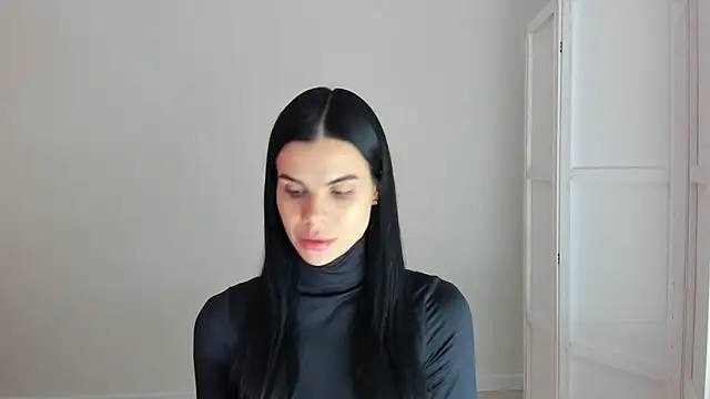 Amelisweett online show from October 18, 2025, 9:10 am