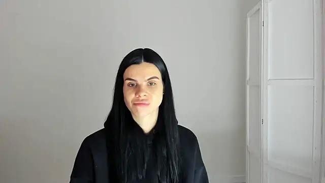 Amelisweett online show from October 25, 2025, 7:27 am