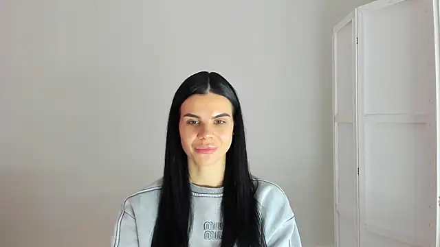 Amelisweett online show from November 10, 2025, 9:41 am