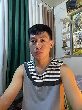 Snapshot of xshyboyx chatting on July 17, 2026, 3:35 am xshyboyx online show from July 17, 2026, 3:35 am