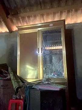 ThiHa003 online show from October 11, 2025, 4:01 am