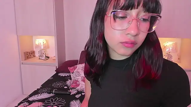 Snapshot of CamiGox chatting on October 25, 2025, 8:03 pm CamiGox online show from October 25, 2025, 8:03 pm