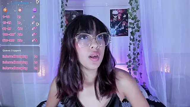 Snapshot of CamiGox chatting on November 18, 2025, 7:40 pm CamiGox online show from November 18, 2025, 7:40 pm