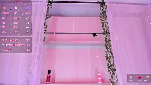 Snapshot of CamiGox chatting on December 19, 2025, 7:32 pm CamiGox online show from December 19, 2025, 7:32 pm