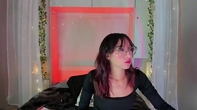 Snapshot of CamiGox chatting on February 12, 2026, 3:34 am CamiGox online show from February 12, 2026, 3:34 am