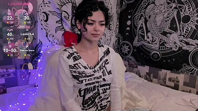 manyunya  online show from September 15, 2025, 1:44 pm