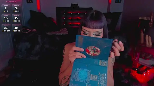 Draculairis online show from February 8, 2026, 1:47 pm