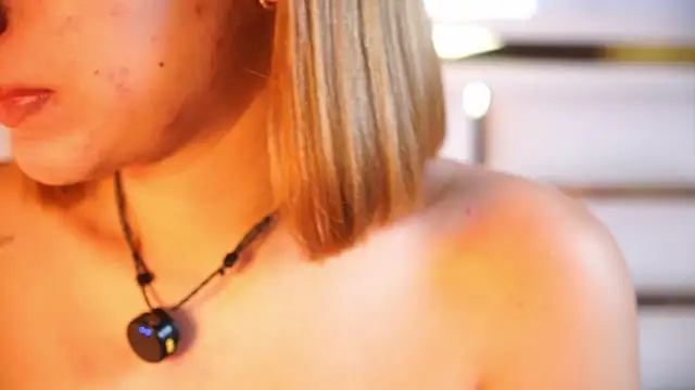 ambar rosse25 online show from February 9, 2026, 11:36 am