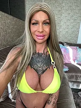 dutchbarbie online show from April 30, 2026, 4:24 pm