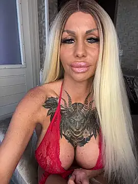 dutchbarbie online show from May 8, 2026, 6:35 pm