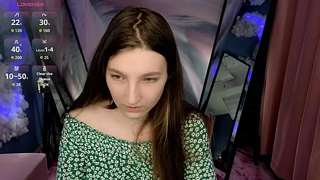 Mia Myles online show from December 14, 2025, 11:04 am