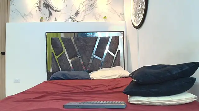 PRETTY SEX1 online show from December 4, 2025, 7:17 am