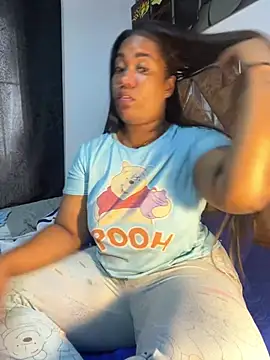 Snapshot of Sam_Blue chatting on May 17, 2026, 1:07 pm Sam Blue online show from May 17, 2026, 1:07 pm