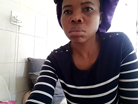 Snapshot of CharlotteXXX chatting on September 26, 2025, 10:41 am CharlotteXXX online show from September 26, 2025, 10:41 am