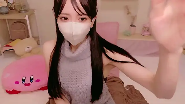 SARINAxo online show from June 7, 2026, 1:26 pm