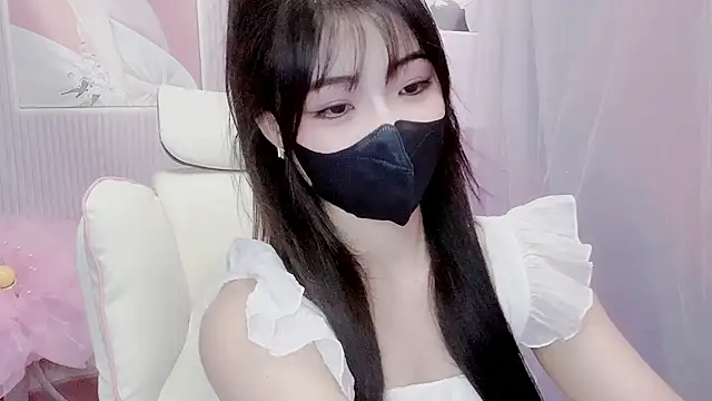 kemybaby online show from April 4, 2026, 7:33 pm