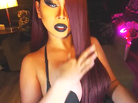 Snapshot of KarlaFrost chatting on June 14, 2026, 2:24 am KarlaFrost online show from June 14, 2026, 2:24 am