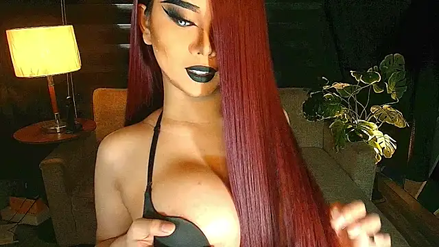 Snapshot of KarlaFrost chatting on July 12, 2026, 2:24 am KarlaFrost online show from July 12, 2026, 2:24 am