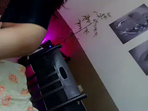 Spicy kinky online show from July 5, 2026, 8:49 pm