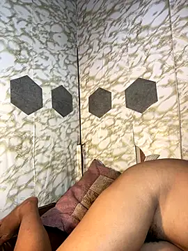 youryummybaby online show from October 18, 2025, 8:15 am