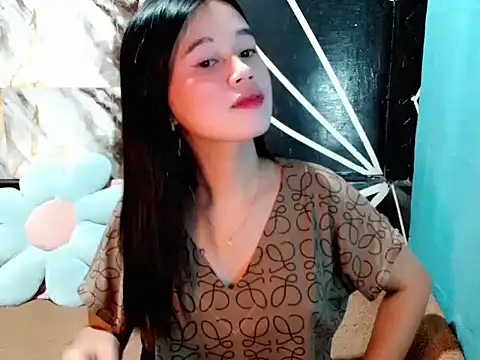 Snapshot of urgirl_mikah chatting on July 12, 2026, 1:13 pm urgirl mikah online show from July 12, 2026, 1:13 pm