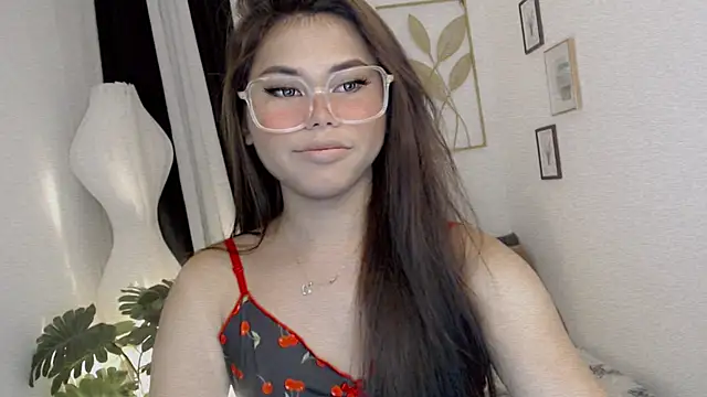 Snapshot of PrettyBlythes_TS chatting on June 2, 2026, 10:56 pm PrettyBlythes TS online show from June 2, 2026, 10:56 pm