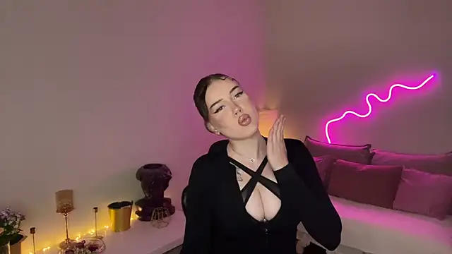 mistress of hearts online show from June 27, 2026, 2:12 pm