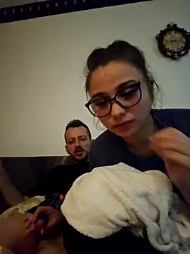 Snapshot of raducori chatting on March 8, 2026, 2:04 am raducori online show from March 8, 2026, 2:04 am