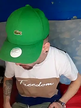 Snapshot of Demian24_ chatting on September 23, 2025, 5:21 am Demian24 online show from September 23, 2025, 5:21 am