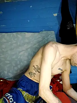 Snapshot of Demian24_ chatting on October 19, 2025, 8:42 pm Demian24 online show from October 19, 2025, 8:42 pm