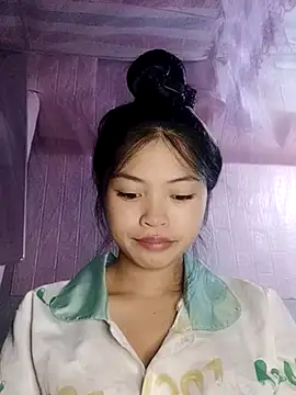 Thy00   online show from October 26, 2025, 3:29 pm