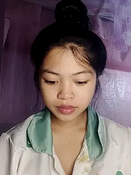 Thy00   online show from November 2, 2025, 3:31 am