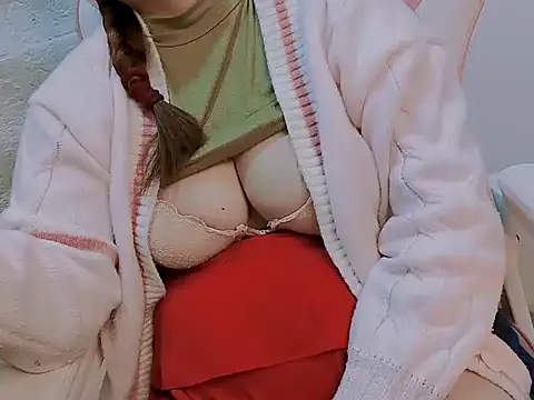 Alinee777 online show from February 3, 2026, 6:40 am