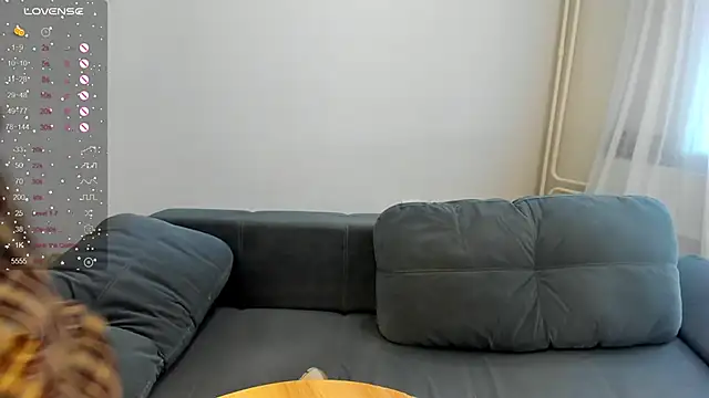 MewStella online show from March 9, 2026, 6:28 am