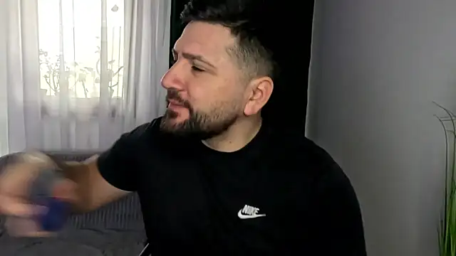 Gold Alpha Boy online show from February 5, 2026, 10:20 am