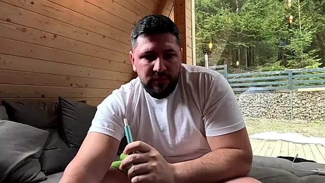 Gold Alpha Boy online show from April 13, 2026, 12:21 pm