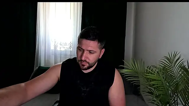 Snapshot of Gold_Alpha_Boy chatting on June 11, 2026, 5:27 am Gold Alpha Boy online show from June 11, 2026, 5:27 am
