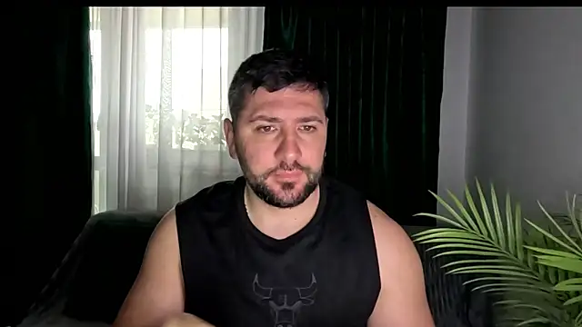 Snapshot of Gold_Alpha_Boy chatting on June 12, 2026, 5:39 am Gold Alpha Boy online show from June 12, 2026, 5:39 am