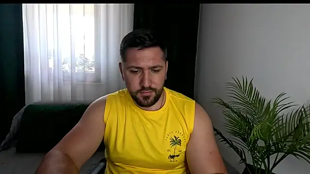 Snapshot of Gold_Alpha_Boy chatting on June 28, 2026, 12:33 pm Gold Alpha Boy online show from June 28, 2026, 12:33 pm