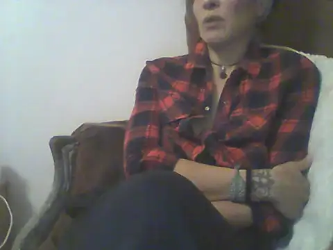 Snapshot of Bebita-zmp chatting on June 8, 2026, 11:27 pm Bebita-zmp online show from June 8, 2026, 11:27 pm