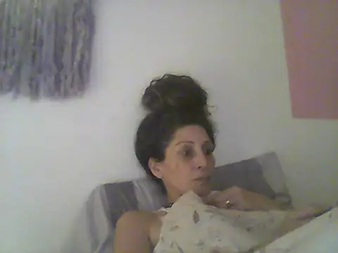 Snapshot of Bebita-zmp chatting on July 9, 2026, 10:58 pm Bebita-zmp online show from July 9, 2026, 10:58 pm