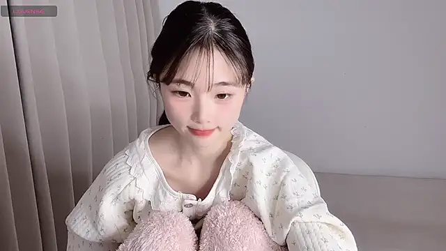 gougou77 online show from December 16, 2025, 10:42 am