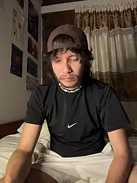 Luxx 14 online show from October 3, 2025, 12:40 am