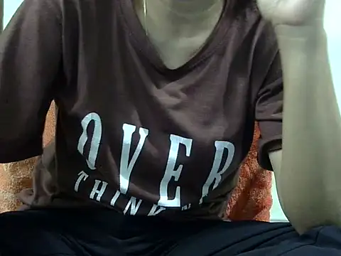 CHAMELI4747 online show from October 19, 2025, 7:53 am