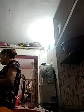 ISHANI-SINGH online show from March 24, 2026, 3:22 am